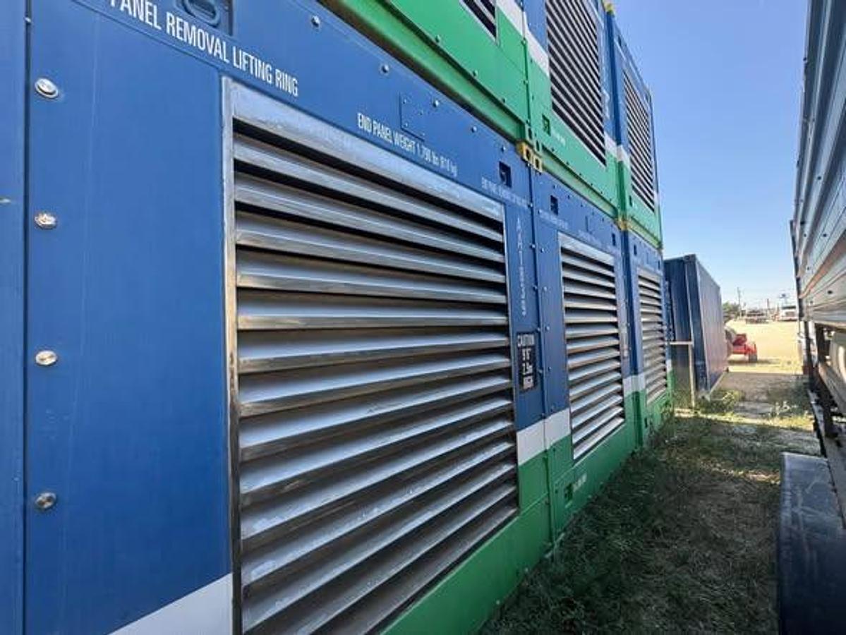 Used BRAND NEW 20' CONTAINERS