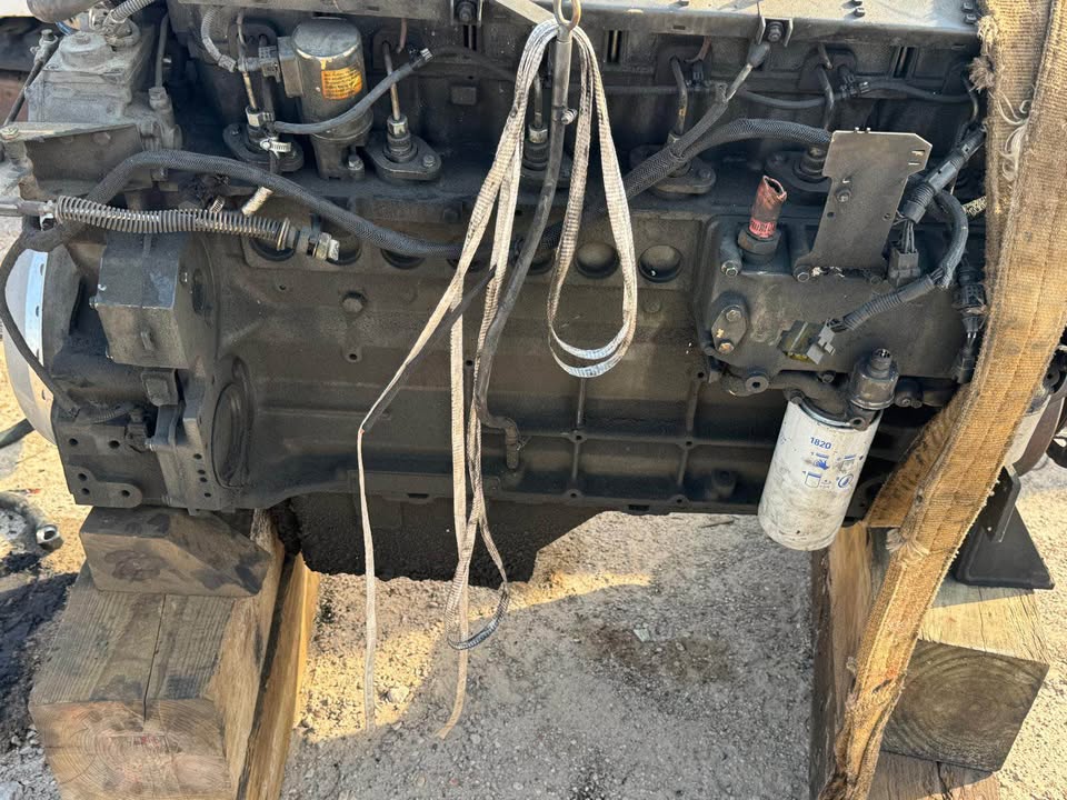 Used 2002 DUETZ DIESEL ENGINE