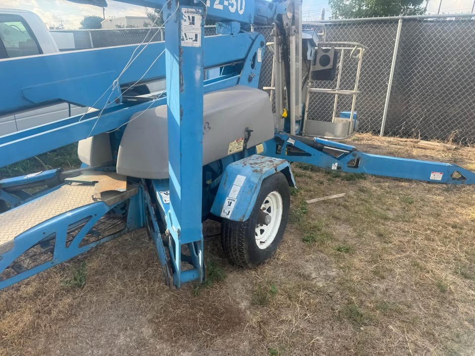Used GENIE TZ 50 TRL MOUNTED AERIAL LIFT