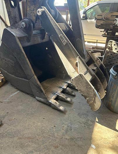 Used 2013 CAT 320 EL