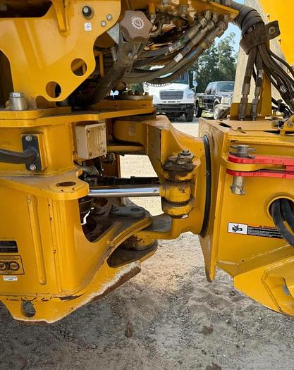 Used 2021 JOHN DEERE 260E OFF ROAD TRUCK