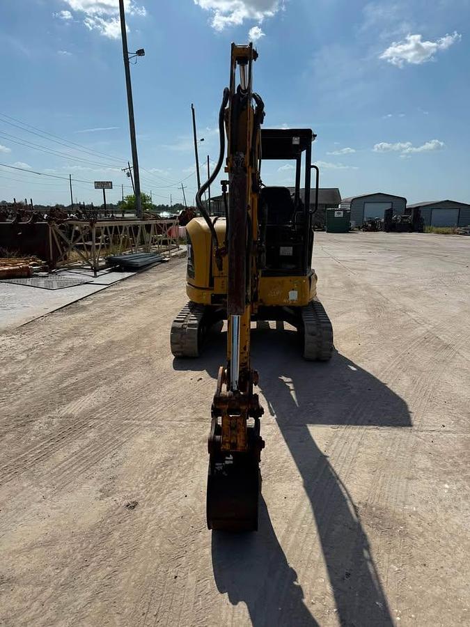 Used 2016 CAT 303.52CR MINI EXCAVATOR
