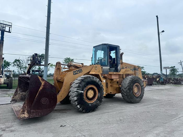 Used 1998 CASE 821B WHEEL LOADER