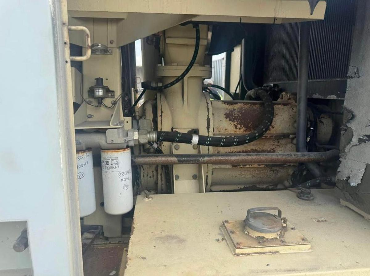 Used 2006 INGERSOL RAND 1600 CFM COMPRESSOR