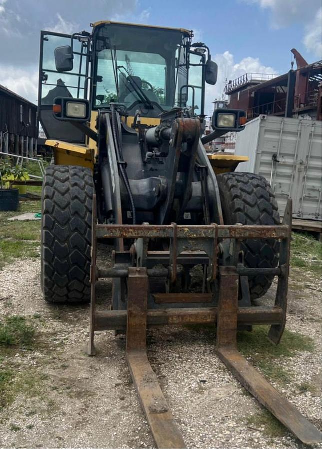 Used 2011 KOMATSU WA250 PZ-6