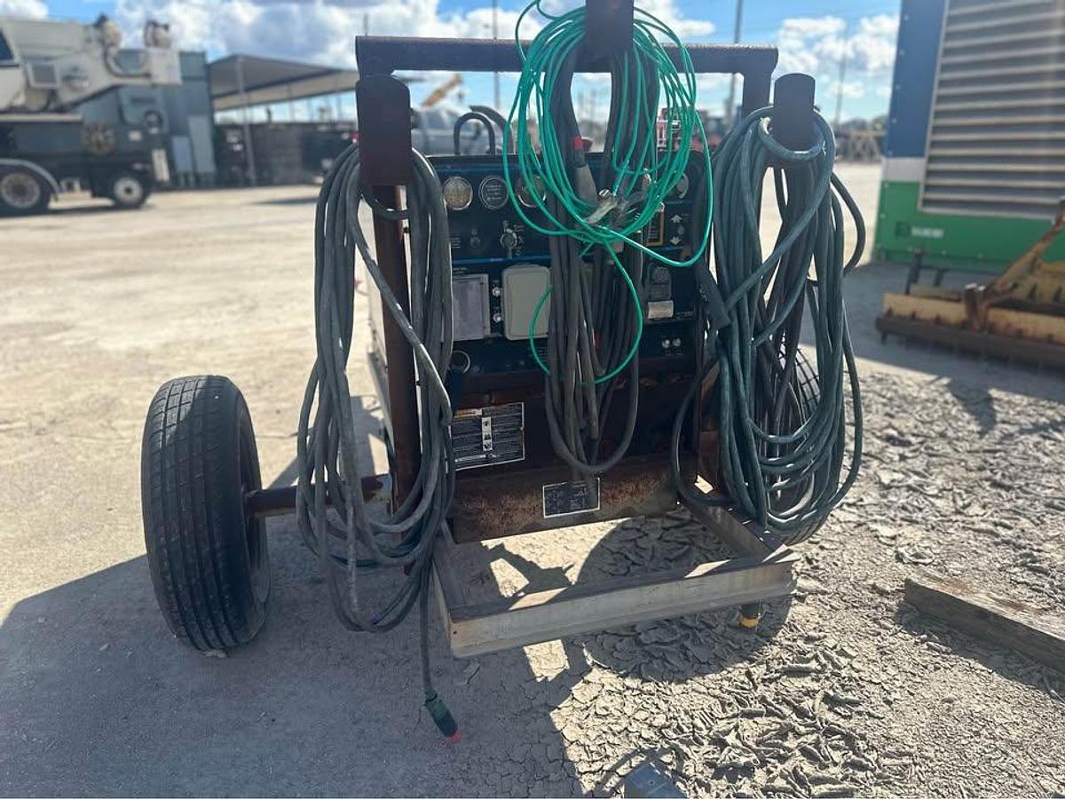 Used MILLER PIPE PRO 304