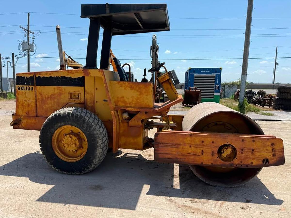 Used 1996 CAT CS431C COMPACTOR