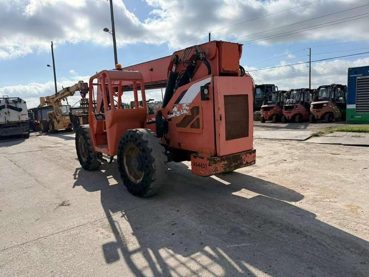 Used 2011 SKYTRAK 10054 TELEHANDLER