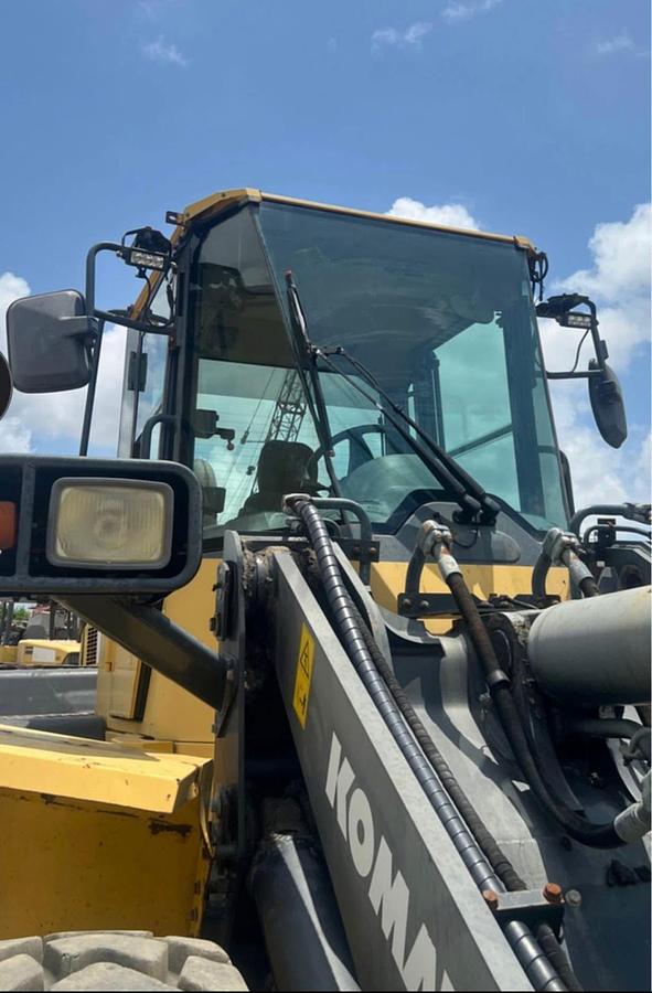 Used 2011 KOMATSU WA250 PZ-6