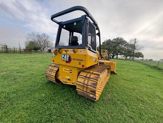 Used 2023 CAT D3 BUILD 12A DOZER LGP