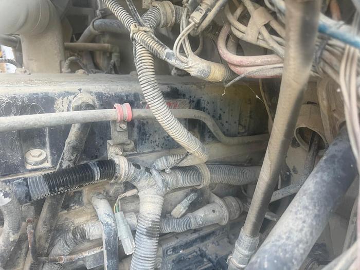 Used 1999 INTERNATIONAL 4,000 GALLON WATER TRUCK