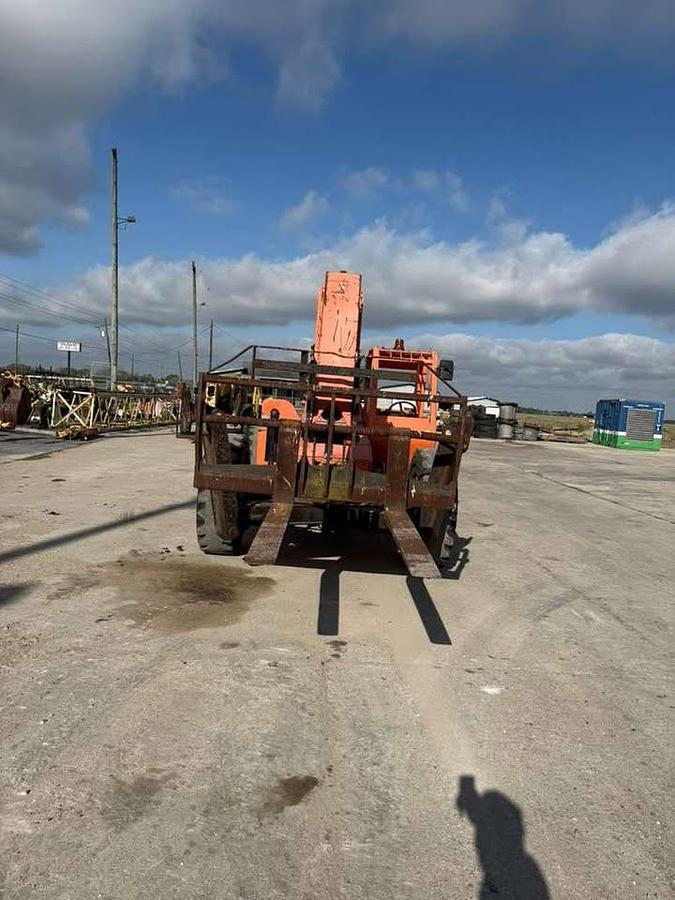 Used 2011 SKYTRAK 10054 TELEHANDLER
