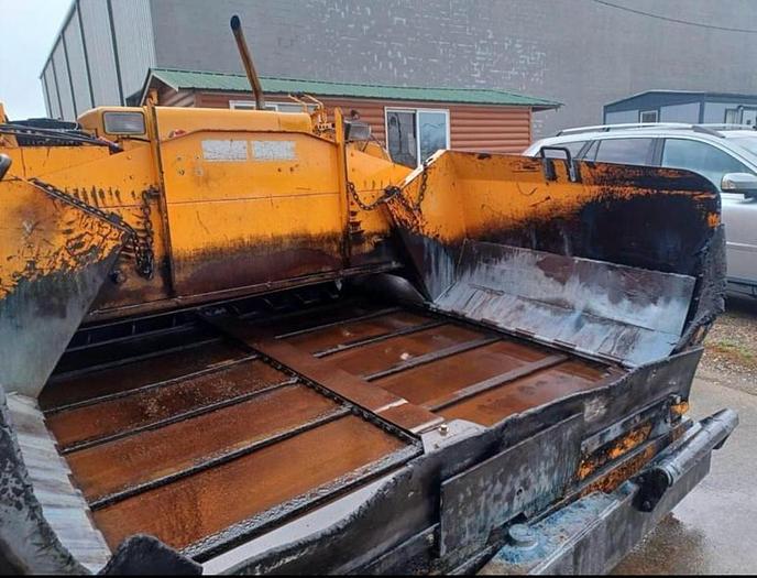 Used LEEBOY L8500T HIGH DECK ASPHALT PAVER