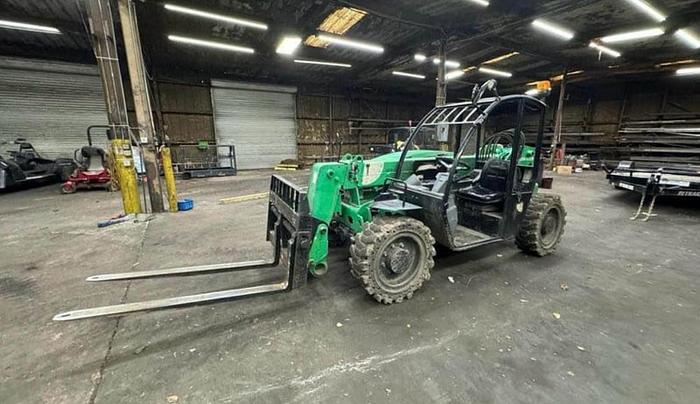 Used 2004 CATERPILLAR 303 CR