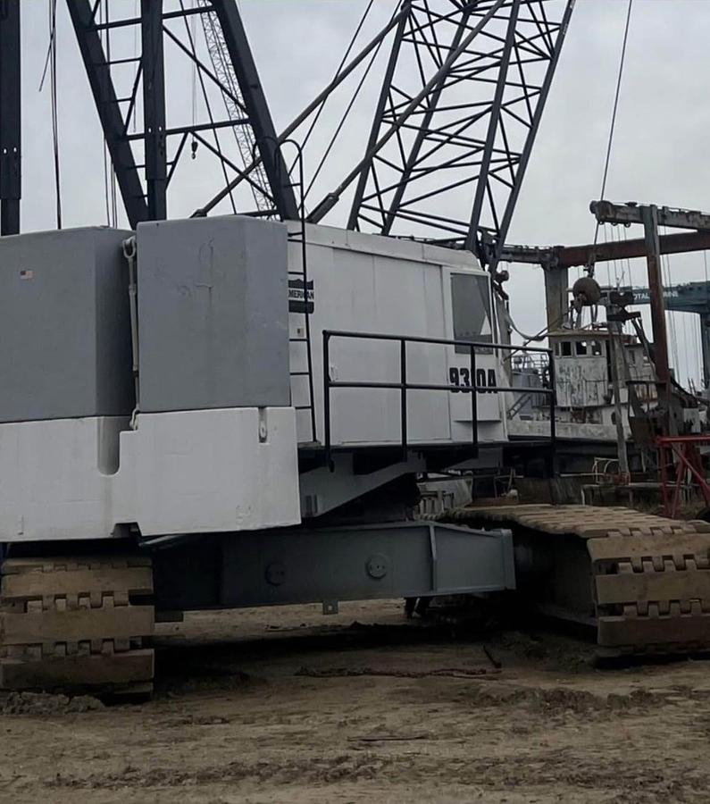 Used 2001 AMERICAN 9310 A CRANE
