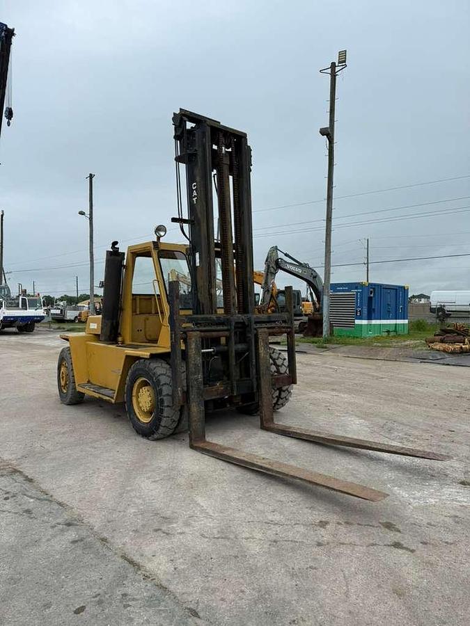 Used CAT V225B