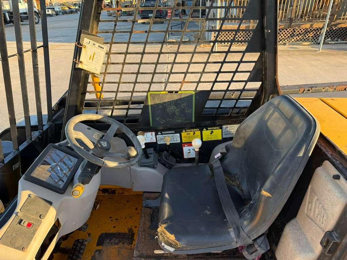 Used 2008 JCB 520 TELEHANDLER