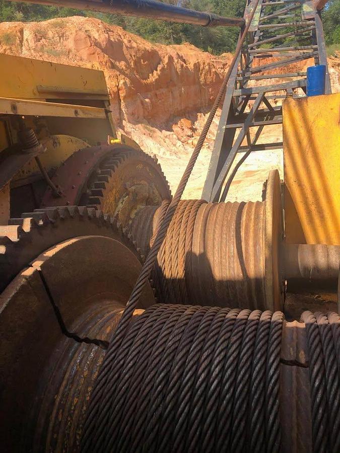 Used BUCYRUS ERIE 65D CRAWLER CRANE