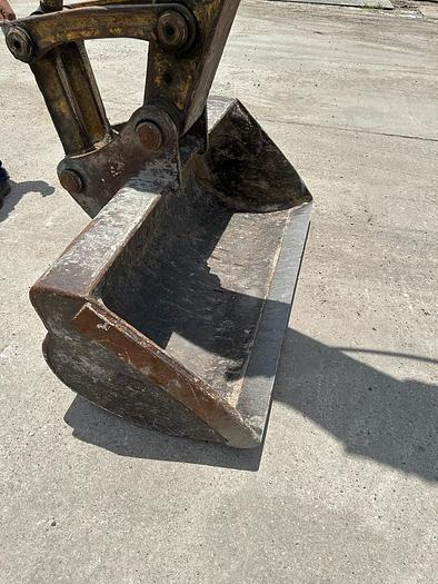 Used 2004 KOMATSU PC 138USLC2