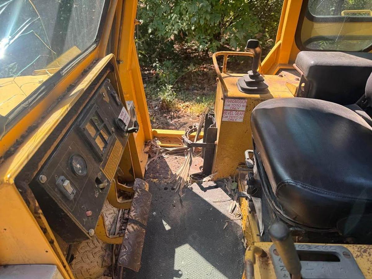 Used CAT D4C 3 LGP DOZER