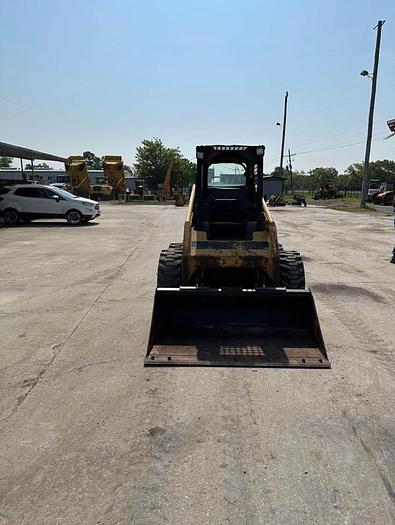 Used 2007 CAT 236B SKID LOADER