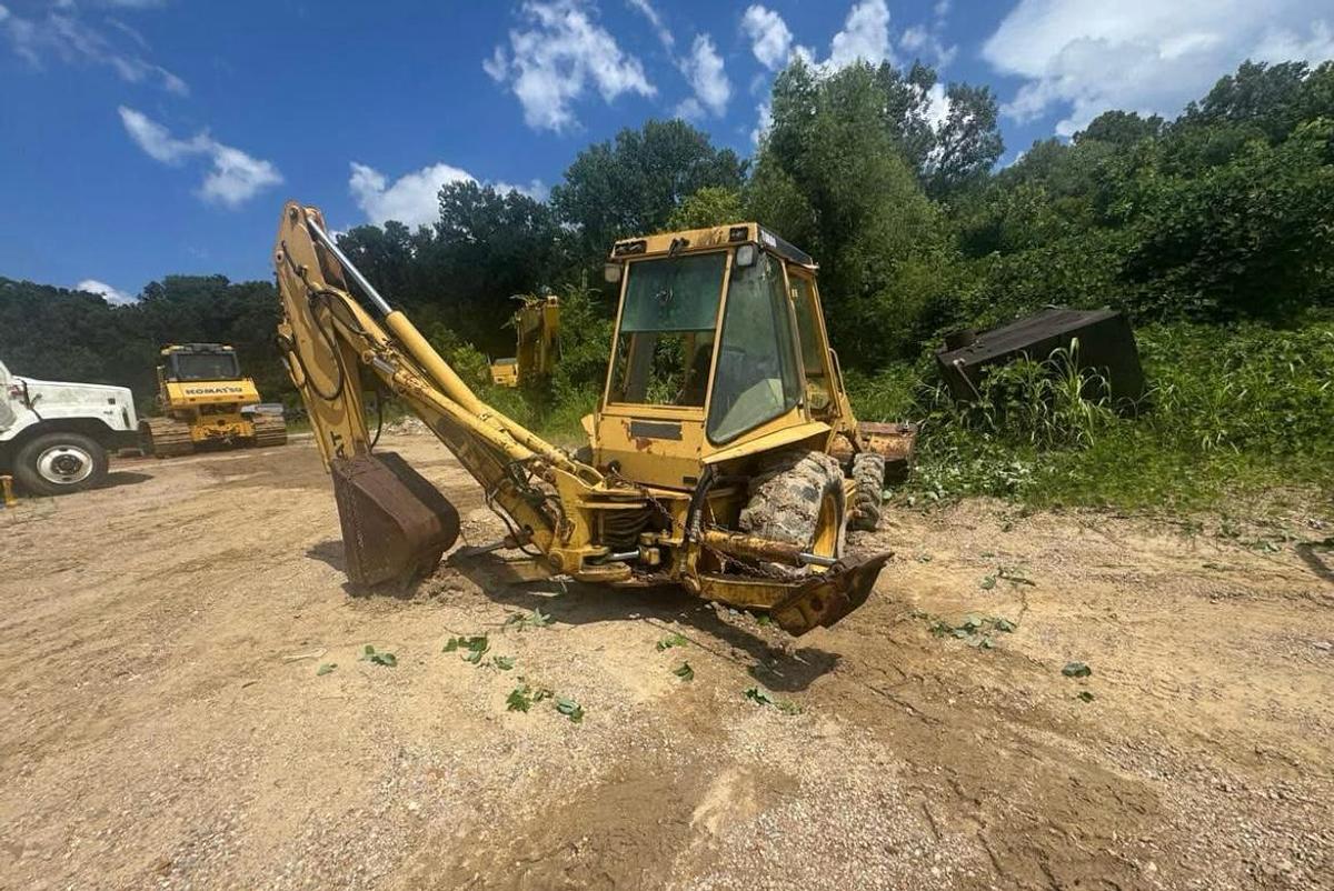 Used CAT 426 BACKHOE