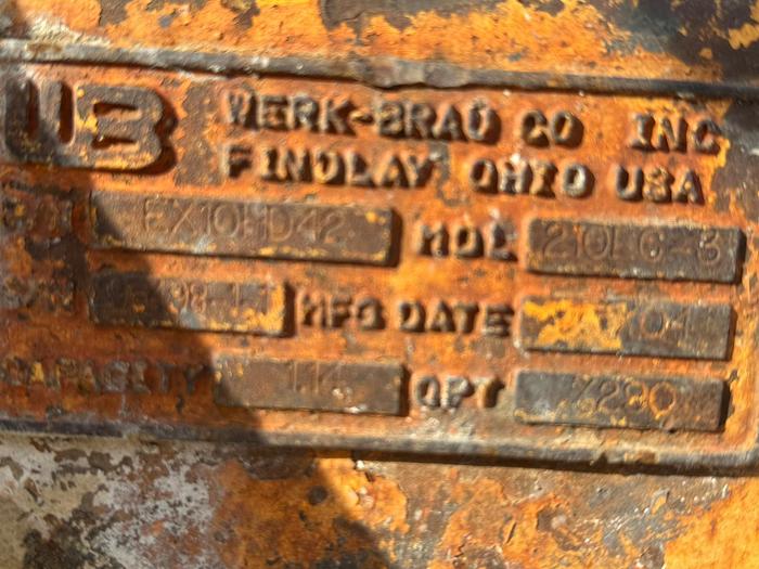 Used 1998 HYUNDAI  LC 210-3