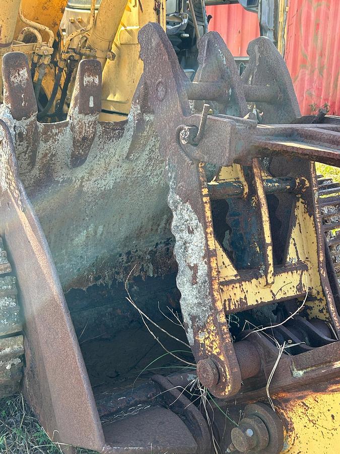 Used 2000 JOHN DEERE 120