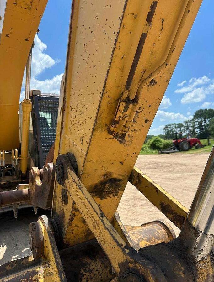 Used 2005 CAT 320 C