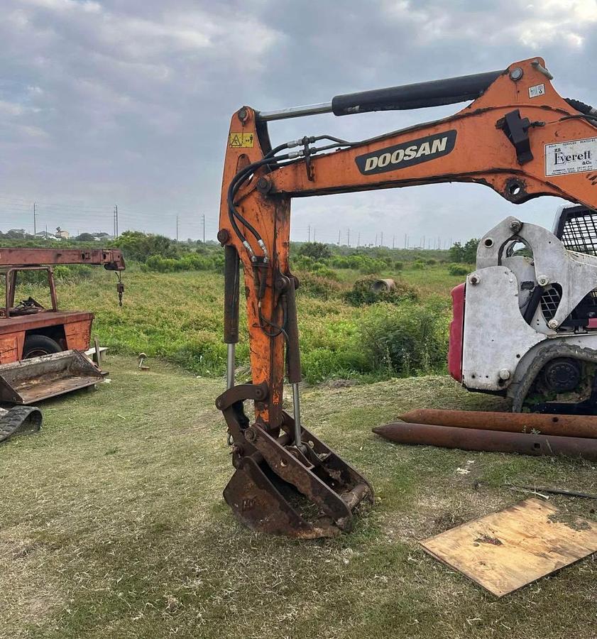Used 2020 DOOSAN DX50 MINI EXCAVATOR