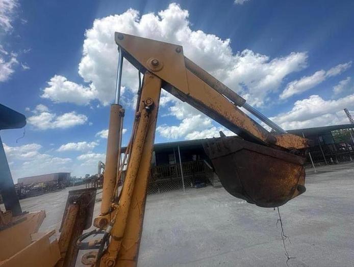 Used 1984 CASE 580 E