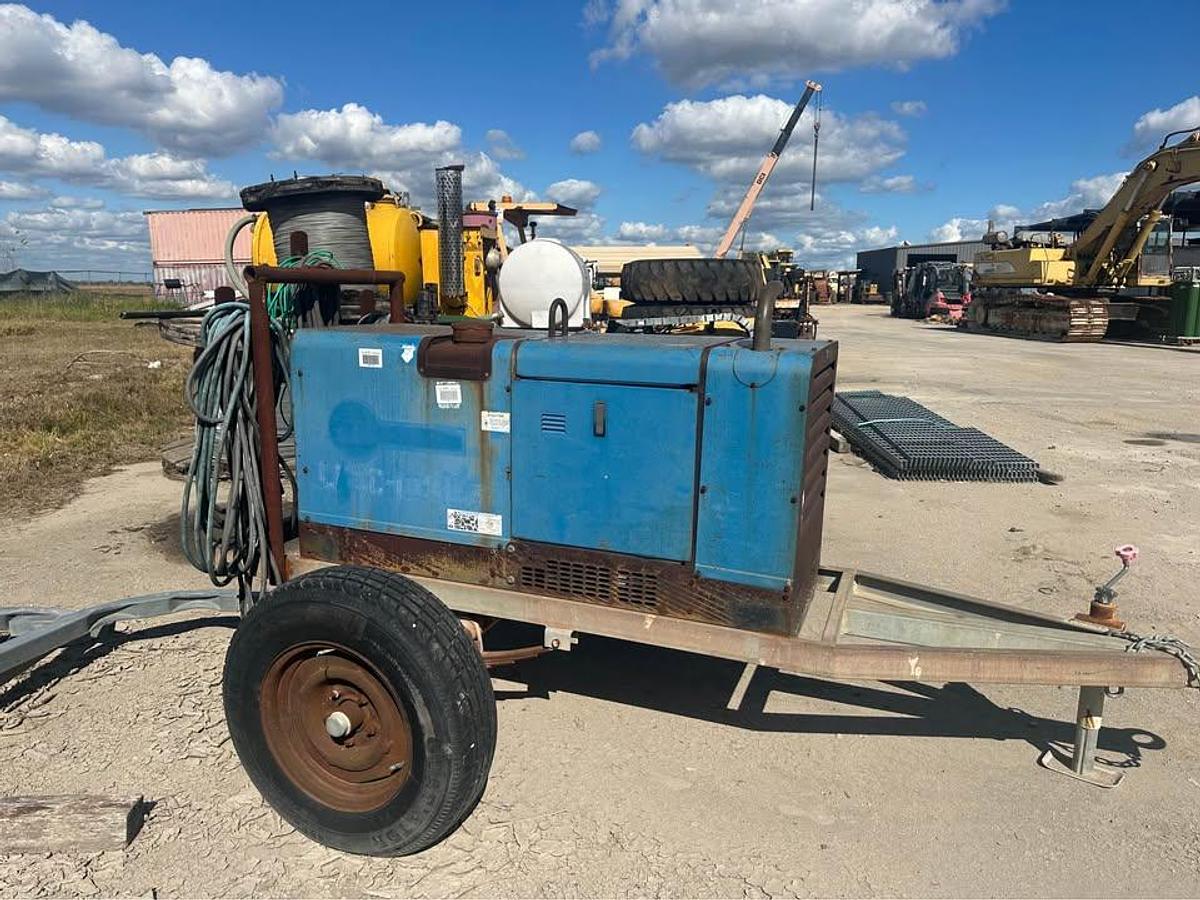 Used MILLER PIPE PRO 304