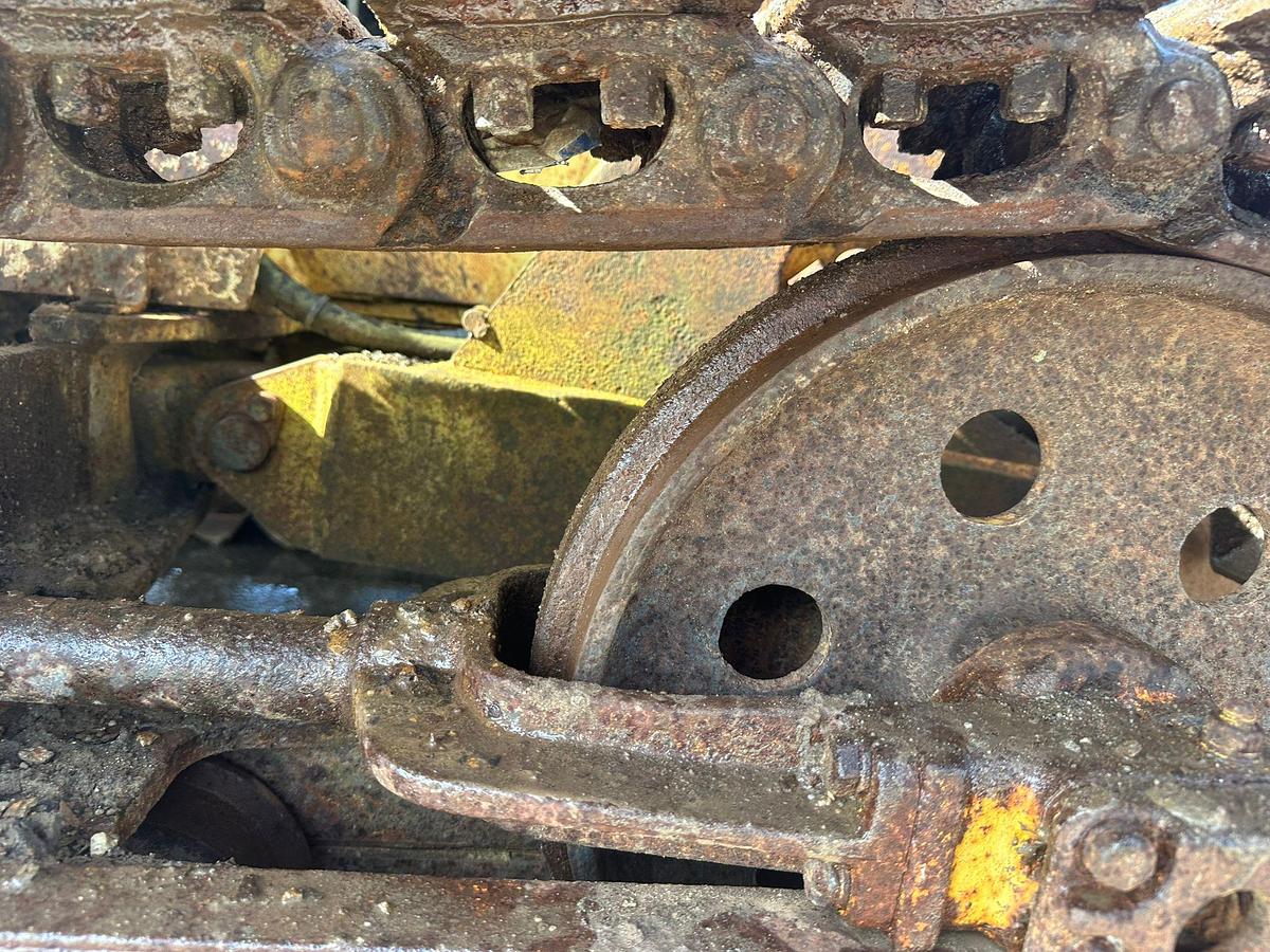 Used 1995 KOMATSU D20-7