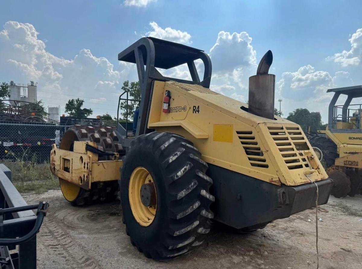 Used 2001 BOMAG BW211 PD3 COMPACTOR