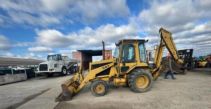 Used CAT 416