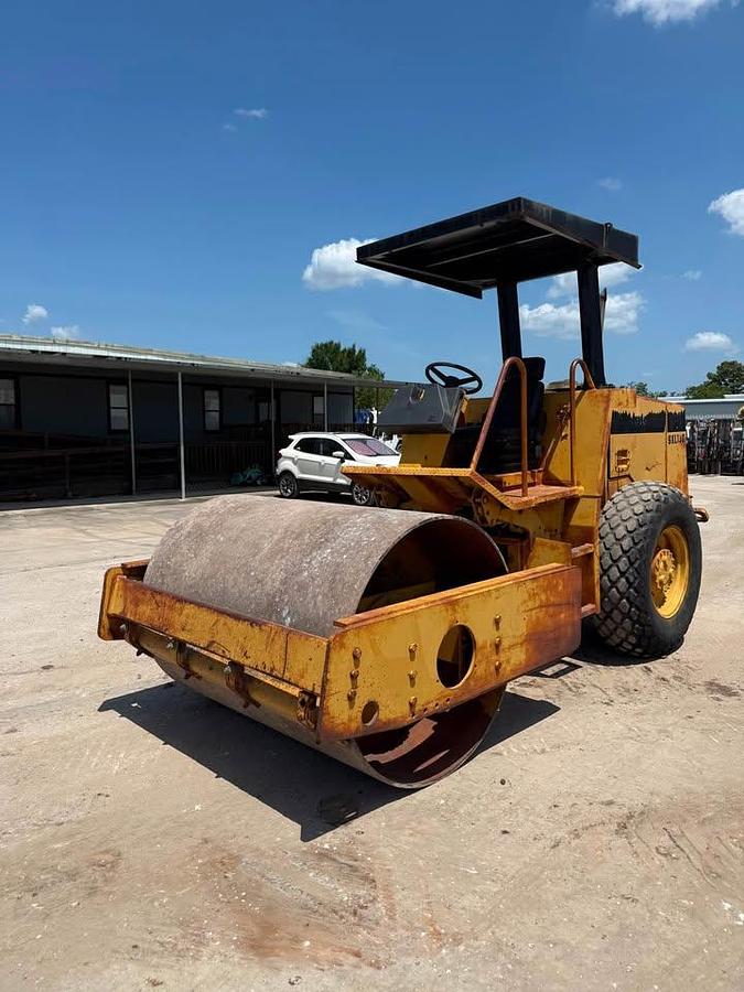 Used 1996 CAT CS431C COMPACTOR