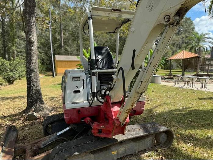 Used 2014 TAKEUCHI TB235 MINI EXCAVATOR