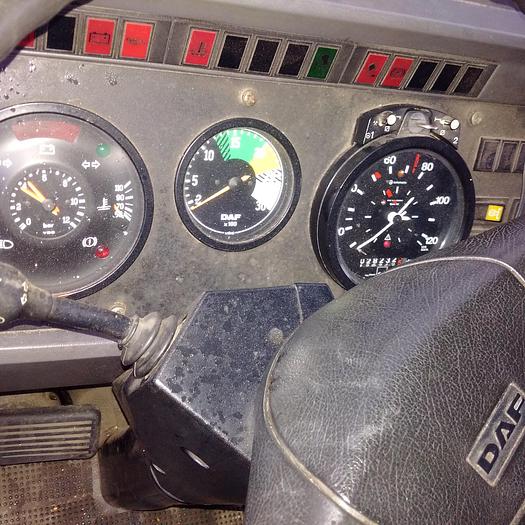 Usado 1992 DAF 2300 Turbo 19 Ton curtainsider truck.