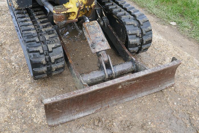 Used 2013 YANMAR SV15