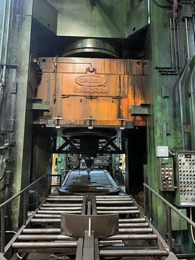 Used 4000 Ton Danly Hydraulic Press
