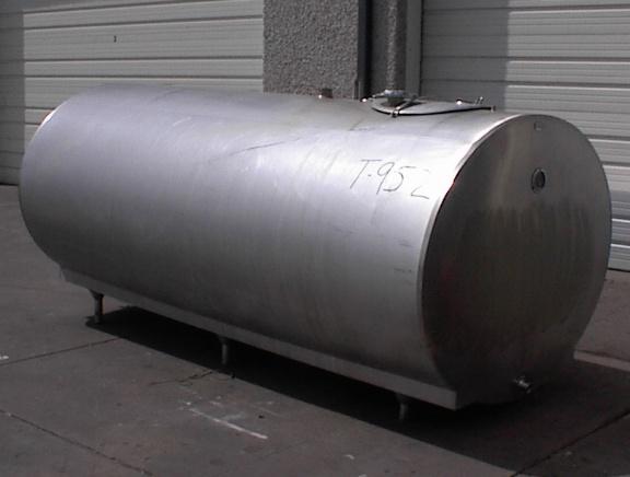 Usado 1000 GALLON BULK TANK