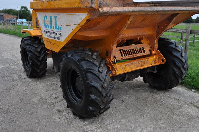 Used 2015 THWAITES 6 TONNE STRAIGHT TIP