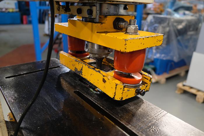 Used Geka HYDRACROP HYD -50 Ton 2 Cylinder steelworker