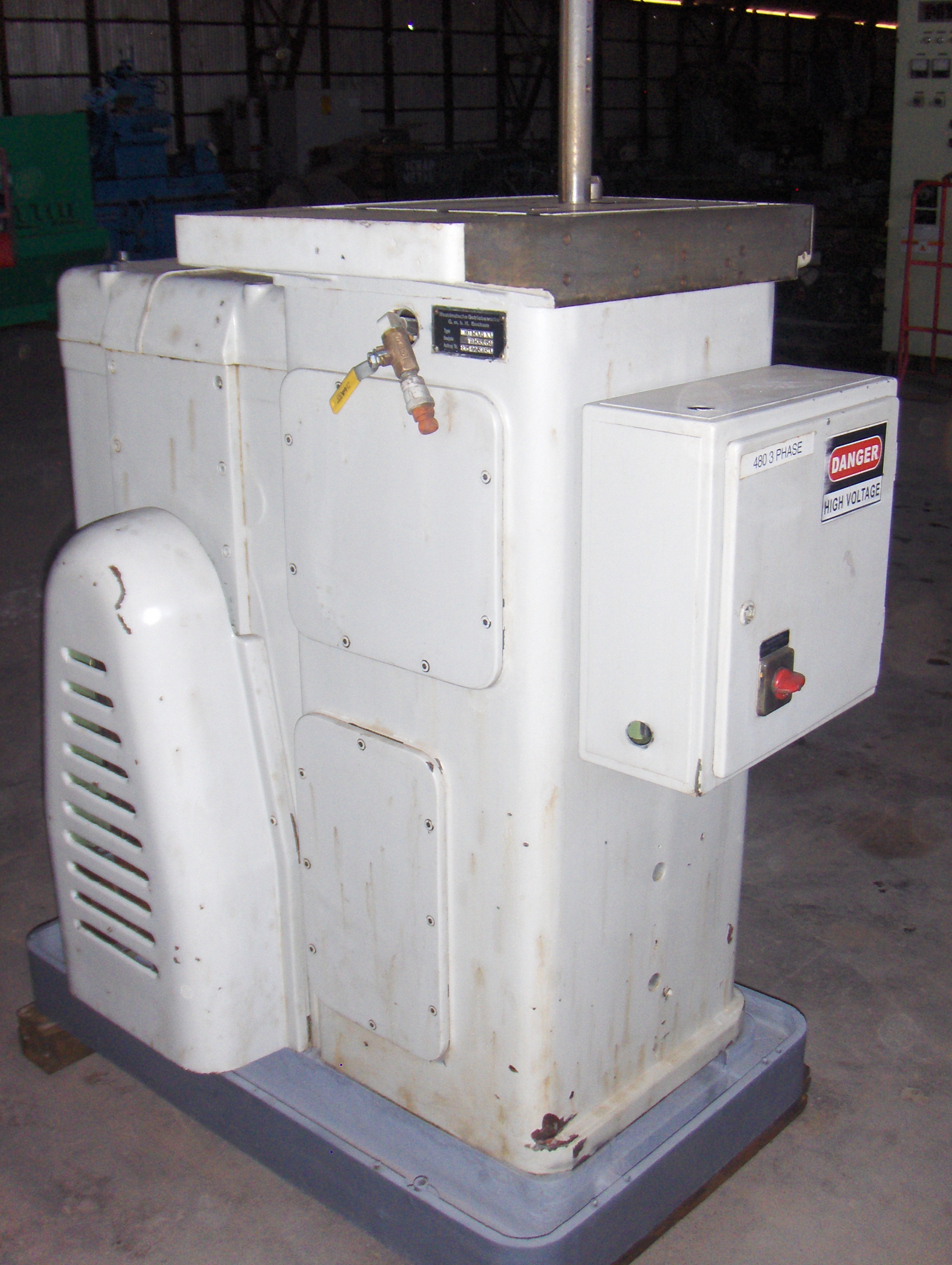 Used 1.96 x 16" WGW Mdl. 50 / 400 Hydraulic Keyseater