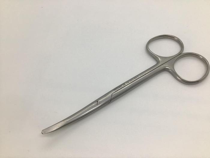 Used Scissor Dissecting Kilner Curved Flat Blunt Points 115mm (4-1/2in) AESCULAP HB-001-02-T