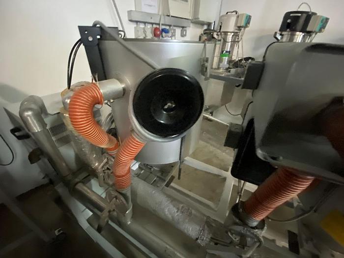 Used 2000 Piovan DS406 Desiccant Dryer System