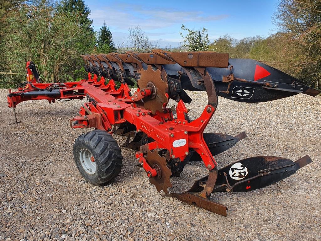 Used Gregoire Besson HRPC7 Plough