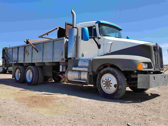 Used Kenworth T600 Silage / Manure Truck w/ Ross Bed