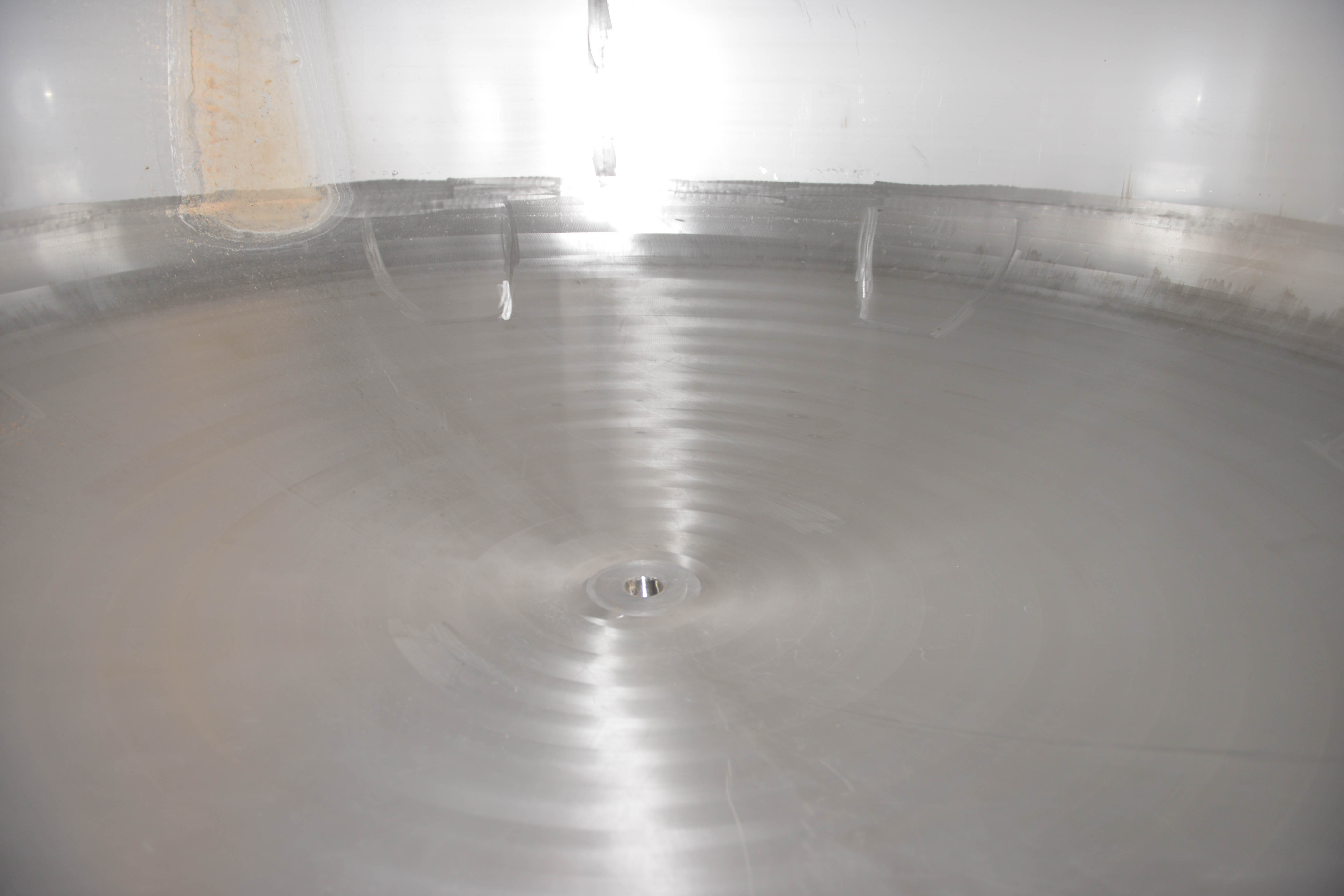 Used Serbatoio verticale 54.000 litri in acciaio inox AISI316