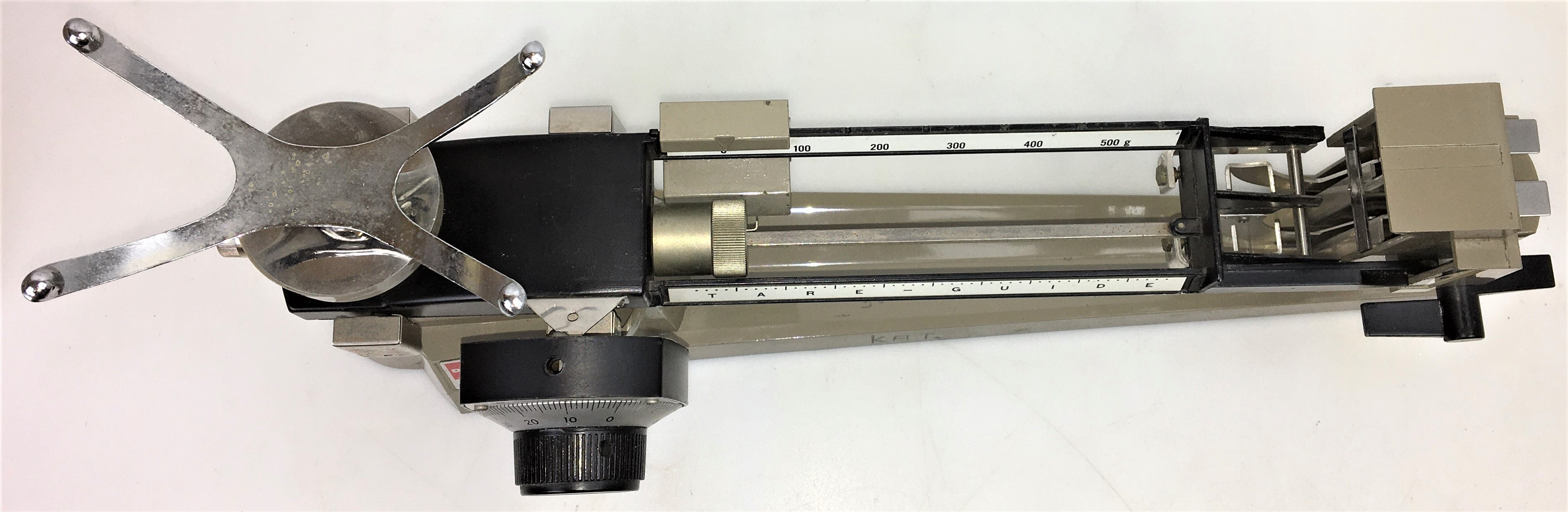 Used Ohaus Dial-O-Gram 1610-00 Triple Beam Balance - 610g x 0.1g